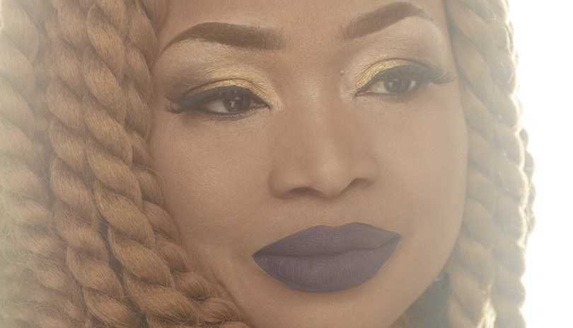 Oumou_(c)Benoit_Peverelli-Free6.jpg