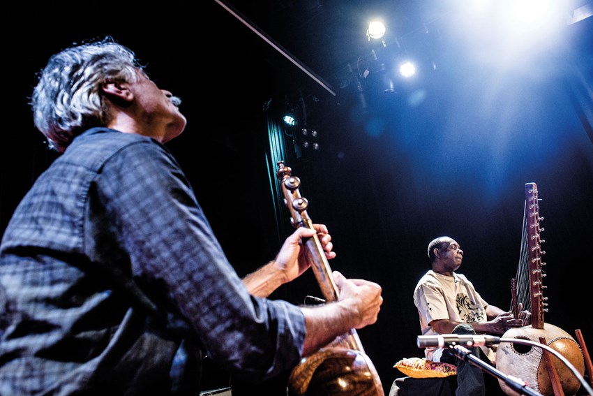 Kayhan Kalhor playing with Toumani Diabaté at Morgenland Festival in Osnabrück in 2016