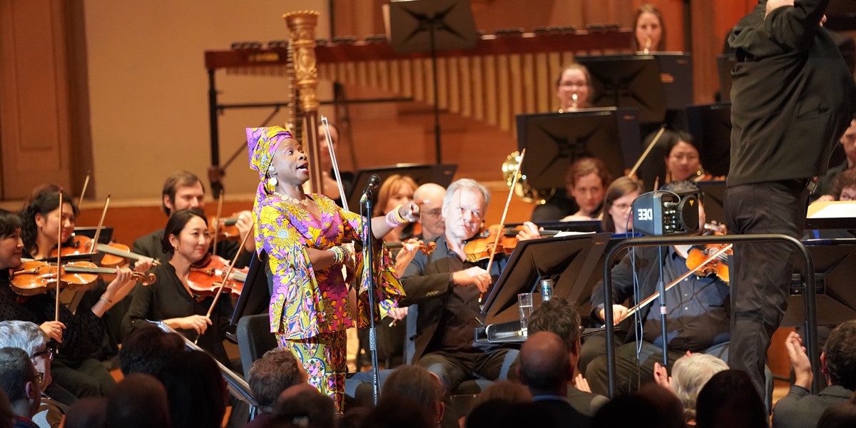 Angelique Kidjo © Louise Overlau-free.jpg