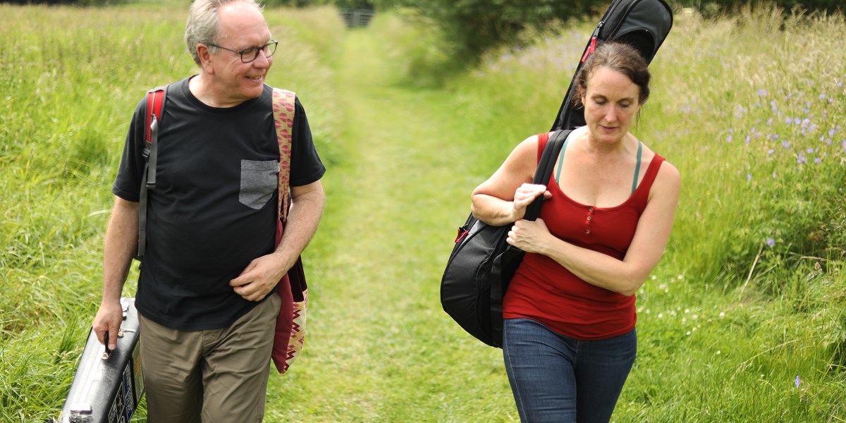 Folk On Foot Matthew & Nancy Walking (1)