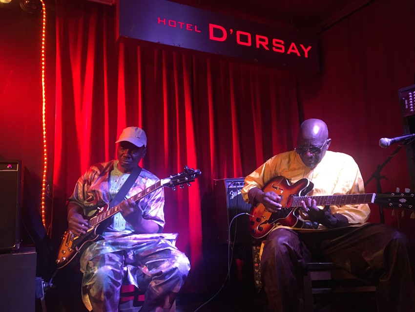 Mamady Kouyaté & Mamady Kourouma at Barbès (photo by Aylin Gungor)