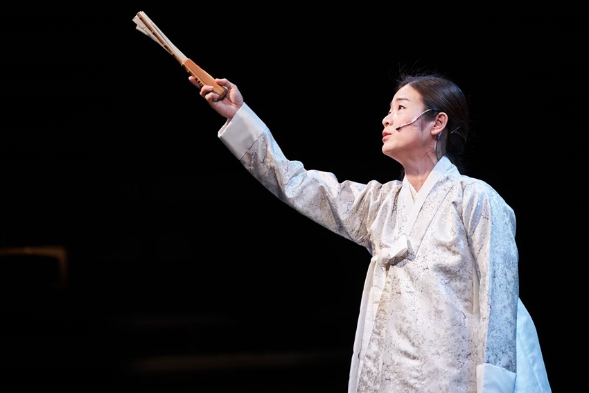Jaram Lee performing The Old Man and the Sea (photo: Wansung Playground)